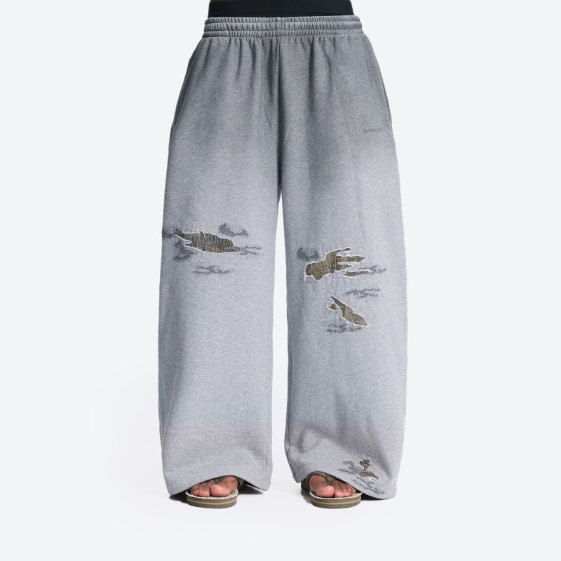 Camo Patch Baggy Sweatpants
